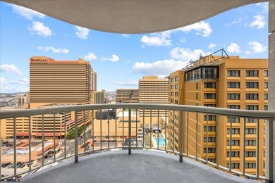 Welcome to luxury living at its finest in this stunning 25-floor - photo 2