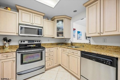 Welcome to luxury living at its finest in this stunning 25-floor - photo 6