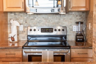 Welcome to this rare and amazing opportunity! Located directly - photo 9