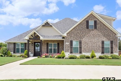 Lake Home For Sale in Chandler, Texas