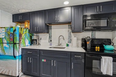 WOW-DIRECT OCEANFRONT, SMART UPDATES, IN Camelot By The Sea - photo 13