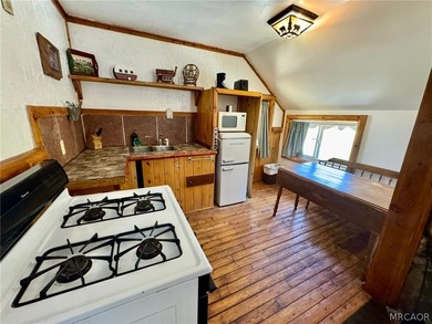 SELLER FINANCING AVAILABLE / TERMS NEGOTIABLE Welcome to Tulip - photo 15