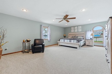 MOTIVATED SELLER! Remodeled home on beautiful NORTH TWIN LAKE! - photo 27