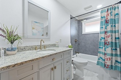 MOTIVATED SELLER! Remodeled home on beautiful NORTH TWIN LAKE! - photo 32