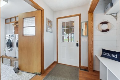 MOTIVATED SELLER! Remodeled home on beautiful NORTH TWIN LAKE! - photo 35