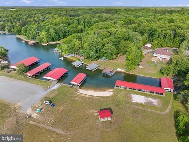 Neatly tucked within the sought-after Noahs Landing community on - photo 4