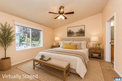Move-in ready and the Perfect Home Location close to shopping - photo 13