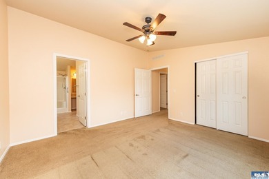 Move-in ready and the Perfect Home Location close to shopping - photo 15