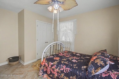 Location, Location, Location! Nestled in the heart of north - photo 17