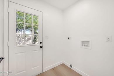 Beautifully remodeled and adorable home in the active adult - photo 20
