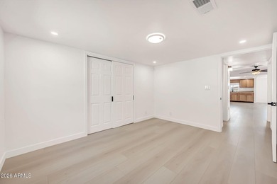 Beautifully remodeled and adorable home in the active adult - photo 21