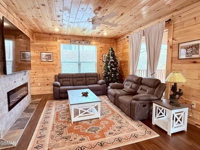 This beautifully designed cabin in Sevierville is ideally - photo 6