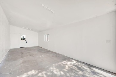 Beautifully remodeled and adorable home in the active adult - photo 28