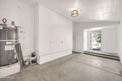 Beautifully remodeled and adorable home in the active adult - photo 31