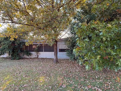 Lake Home For Sale in Gun Barrel City, Texas