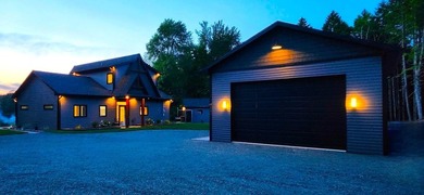 Imagine owning the lake property that everyone spends years - photo 4