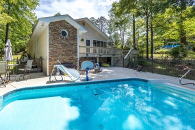 Waterfront with a Pool - photo 9