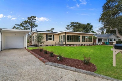 Lake Home For Sale in North Myrtle Beach, South Carolina