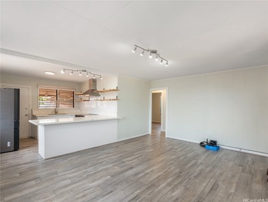 TWO HOMES. ONE LOT. $6,300/MONTH IN RENTAL INCOME. A rare - photo 8