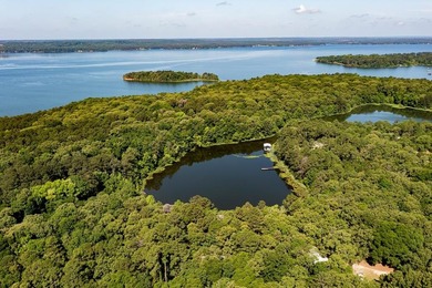 Welcome to the gated community of Hidden Lagoon! This charming 3 - photo 18