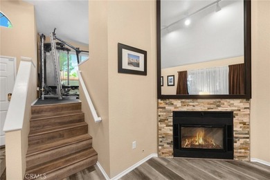 917 Sq Ft, 1 Bedroom + Loft/Flex space is fully remodeled - photo 22