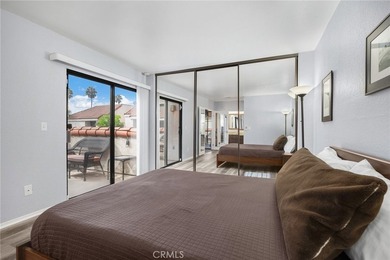 917 Sq Ft, 1 Bedroom + Loft/Flex space is fully remodeled - photo 28