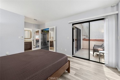 917 Sq Ft, 1 Bedroom + Loft/Flex space is fully remodeled - photo 30