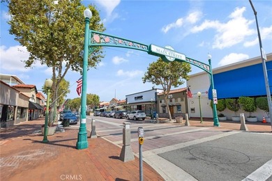 917 Sq Ft, 1 Bedroom + Loft/Flex space is fully remodeled - photo 36