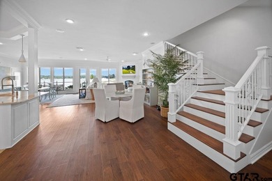 Remodeled and unique home on Lake Palestine in very special - photo 6