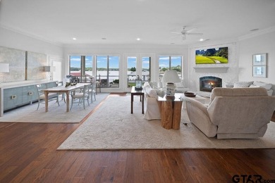 Remodeled and unique home on Lake Palestine in very special - photo 8