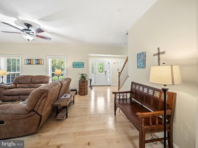 Exceptional opportunity for a Lake Anna retreat, full-time - photo 4