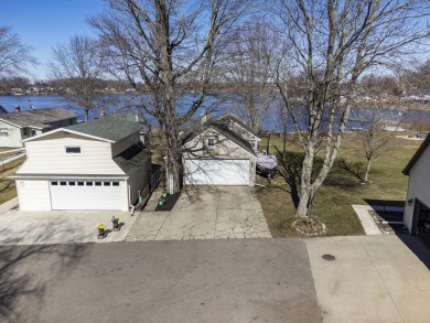 Beadle Lake Home For Sale in Battle Creek Michigan