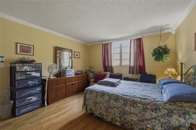 VERY NICE 2 BEDROOMS WITH 2 FULL BATHS, LOCATED ON FIRST FLOOR - photo 7