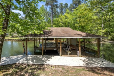 Waterfront with a Pool - photo 5