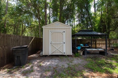 This spacious 5-bedroom, 3-bath home has been freshly painted - photo 23