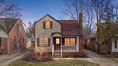Lake Home For Sale in Grosse Pointe Woods, Michigan