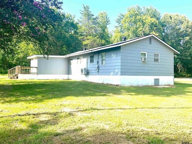 Charming country home just minutes from Lake Bob Sandlin! - photo 9