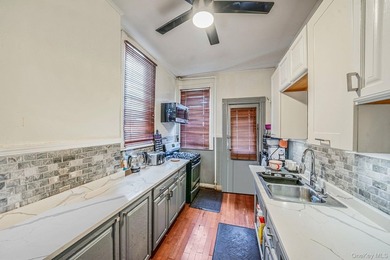 Located in the heart of Cypress Hill . Situated on a quiet - photo 6
