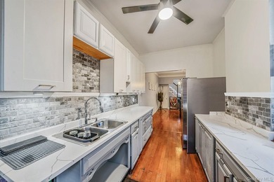 Located in the heart of Cypress Hill . Situated on a quiet - photo 7