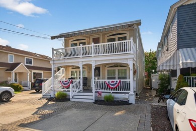 **The Gardens SECOND FLOOR condo you've been waiting for!** Just - photo 1