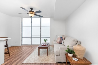NEW PRICE! MOTIVATED SELLER! Electricity included in maintenance - photo 5