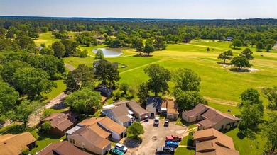 Backs up to the golf course and an easy walk to the clubhouse - photo 5