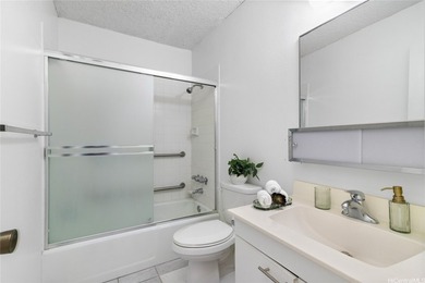 NEW PRICE! MOTIVATED SELLER! Electricity included in maintenance - photo 7