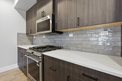 Enjoy luxury living in this 2,230 sq ft twin home at Atlas - photo 10
