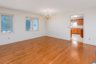 Wake up to sweeping mountain and valley views in one of Sequim's - photo 11
