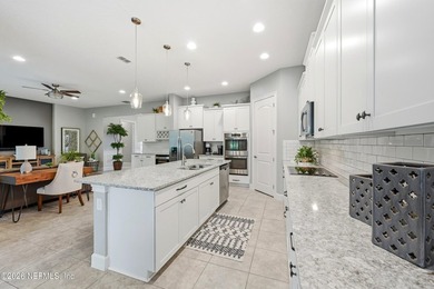 Welcome home to this beautifully maintained 3-bedroom - photo 12