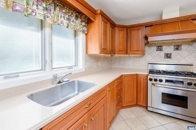 Wake up to sweeping mountain and valley views in one of Sequim's - photo 15