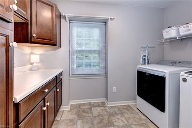 Beautiful 3 or 4 BR (bedroom 4 could be bonus room), nestled on - photo 23