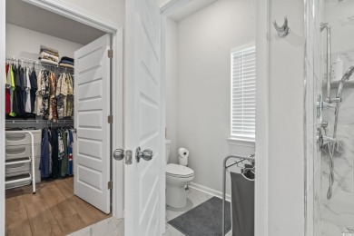 Welcome to this stunning smart home located in the highly