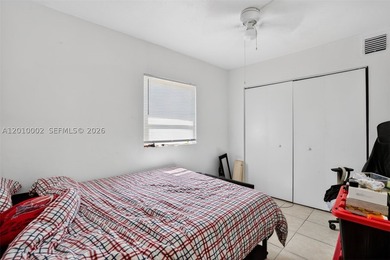 Prime investment opportunity in the heart of South Miami, just 3 - photo 7